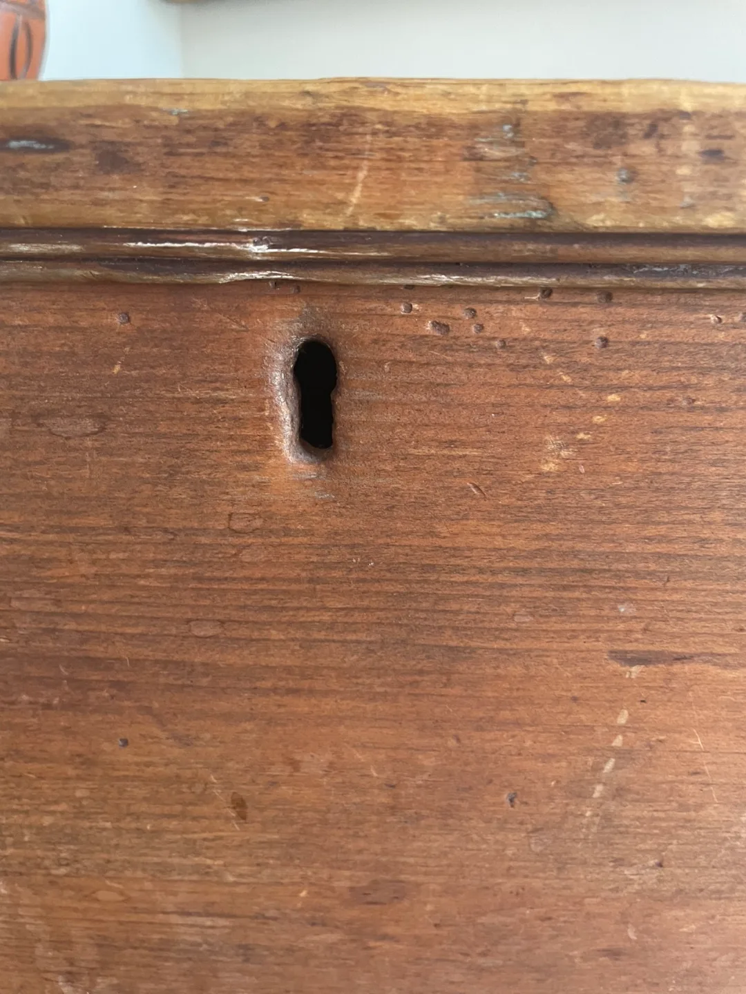 Antique early 1900’s Pine Blanket Box image indicator(2)