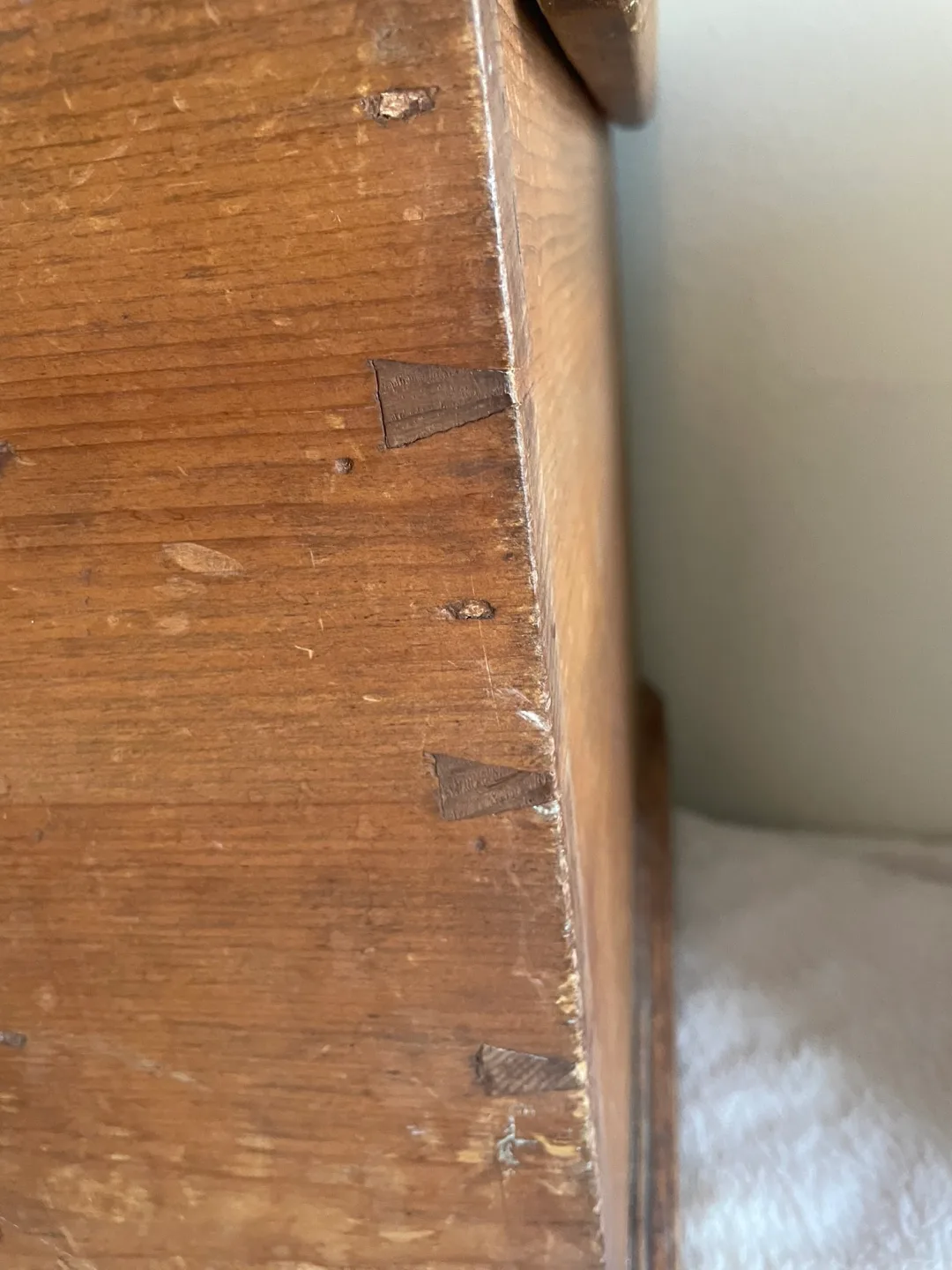 Antique early 1900’s Pine Blanket Box image indicator(4)