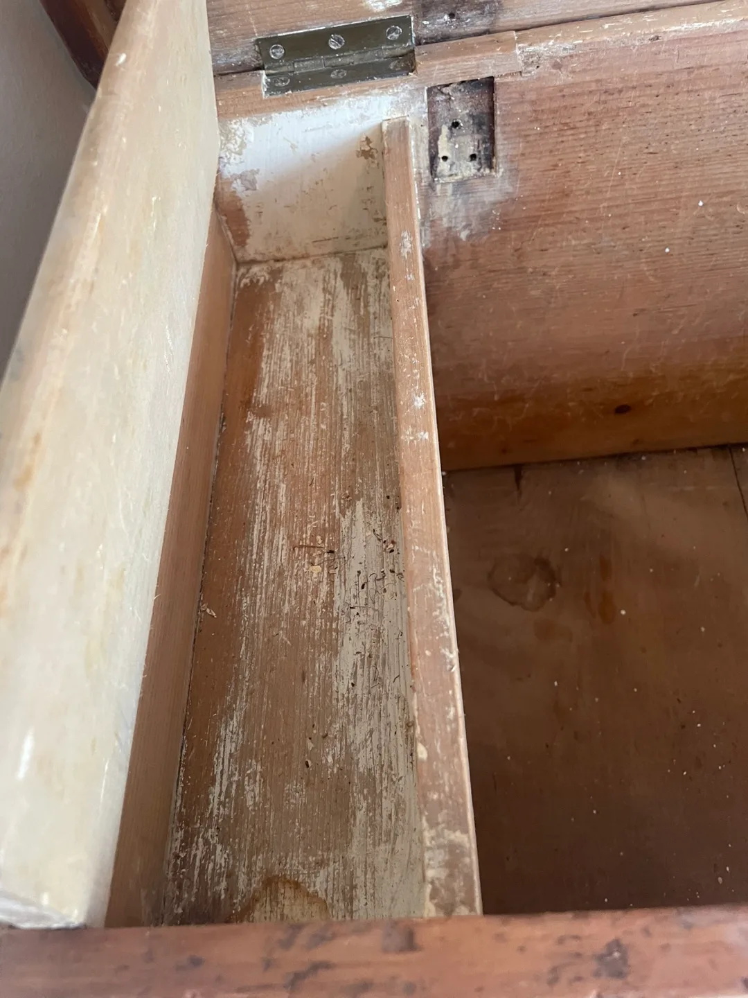 Antique early 1900’s Pine Blanket Box image indicator(7)