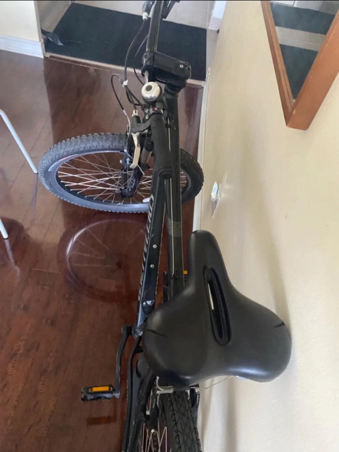 Specialized Hardrock Sport Mountain Bike image indicator(2)