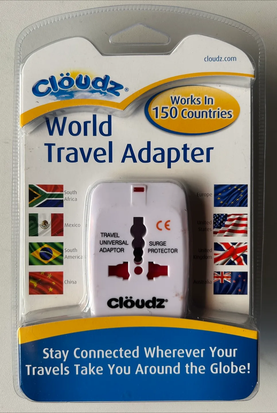 Cloudz World Travel Adapter - New in Box thumbnail