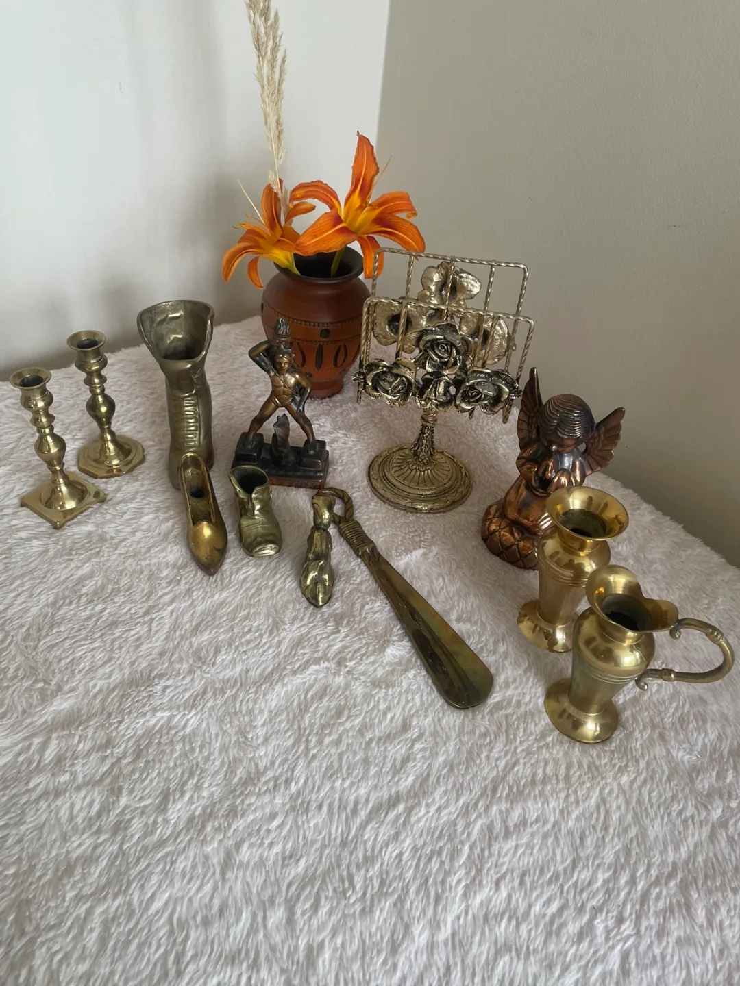 Vintage Brass Decorative Accent Pieces thumbnail