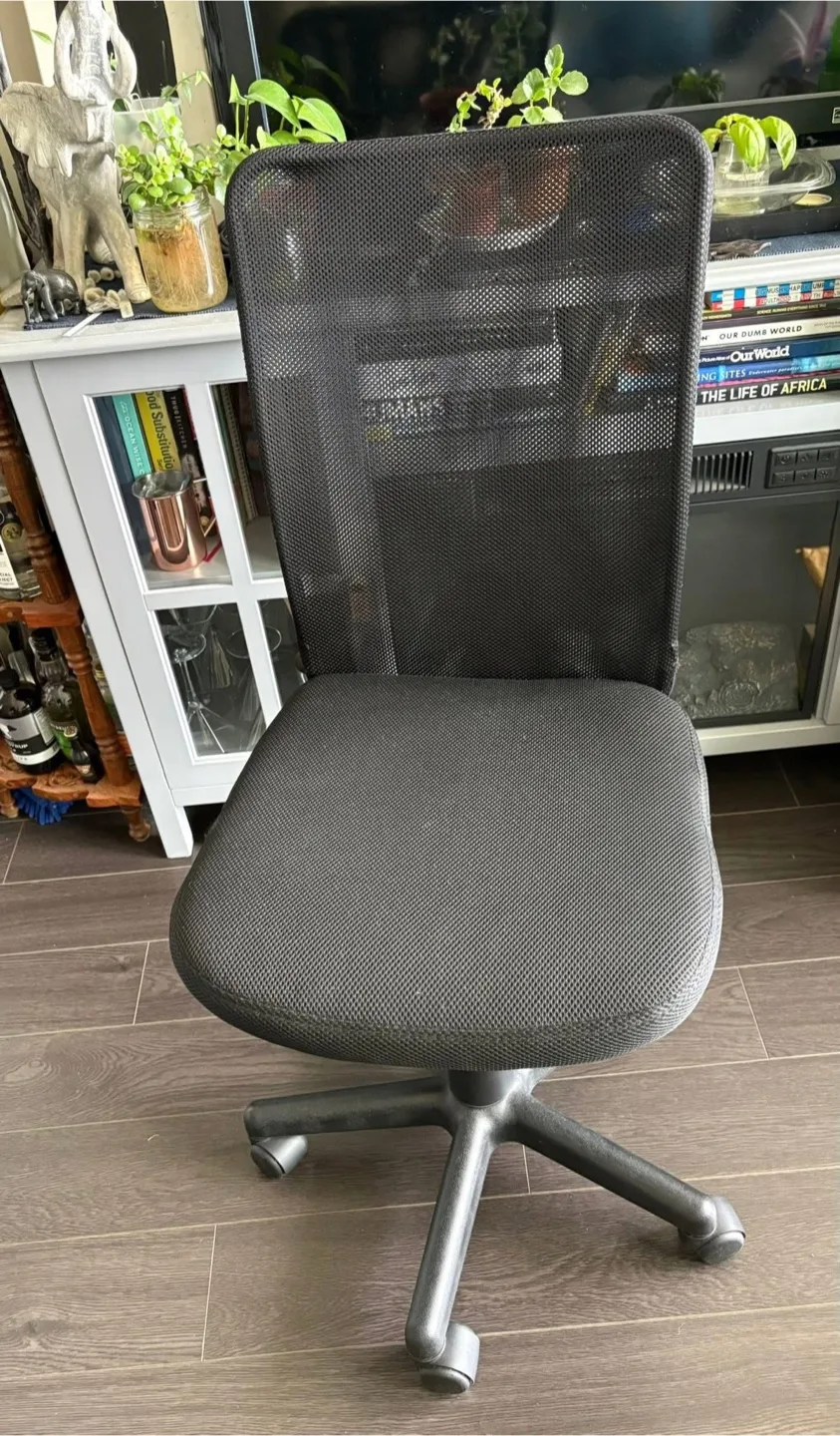 Swivel Office Chair - Black thumbnail