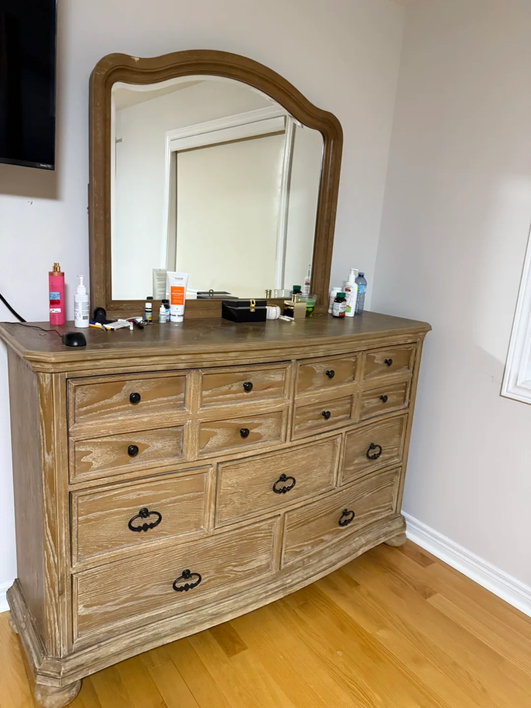 Bedroom Set - Dresser, Mirror & Nightstands from Ashley thumbnail