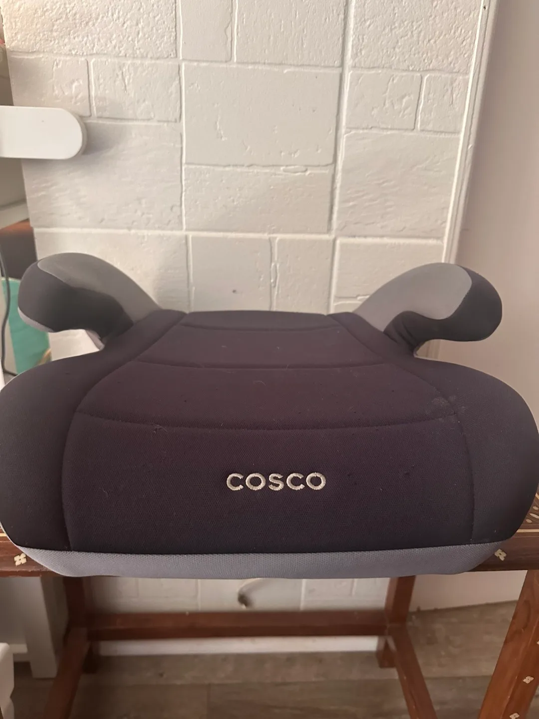 Cosco Top Side Booster Car Seat thumbnail