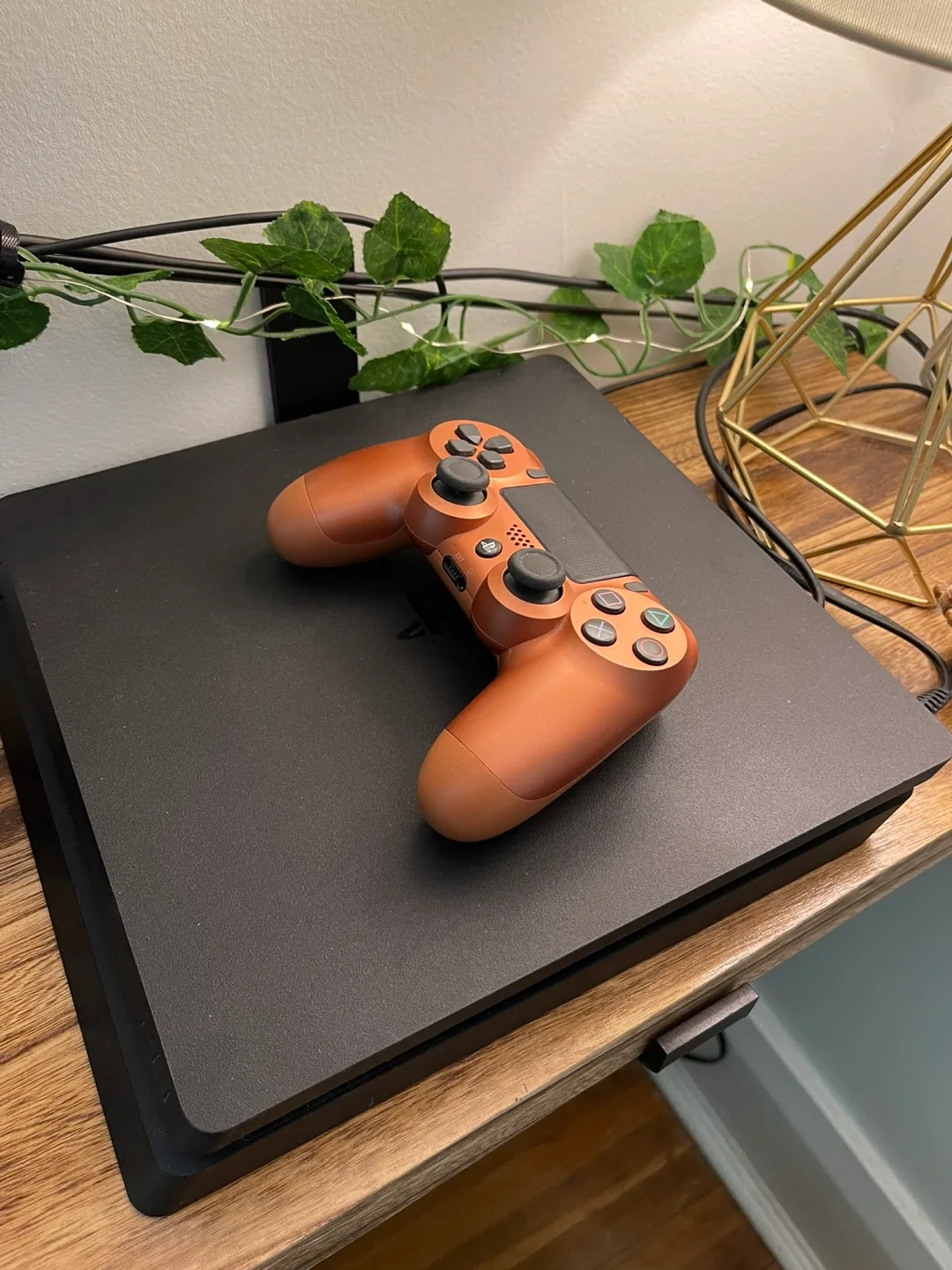 PlayStation 4 (PS4) Console w/ Controller thumbnail