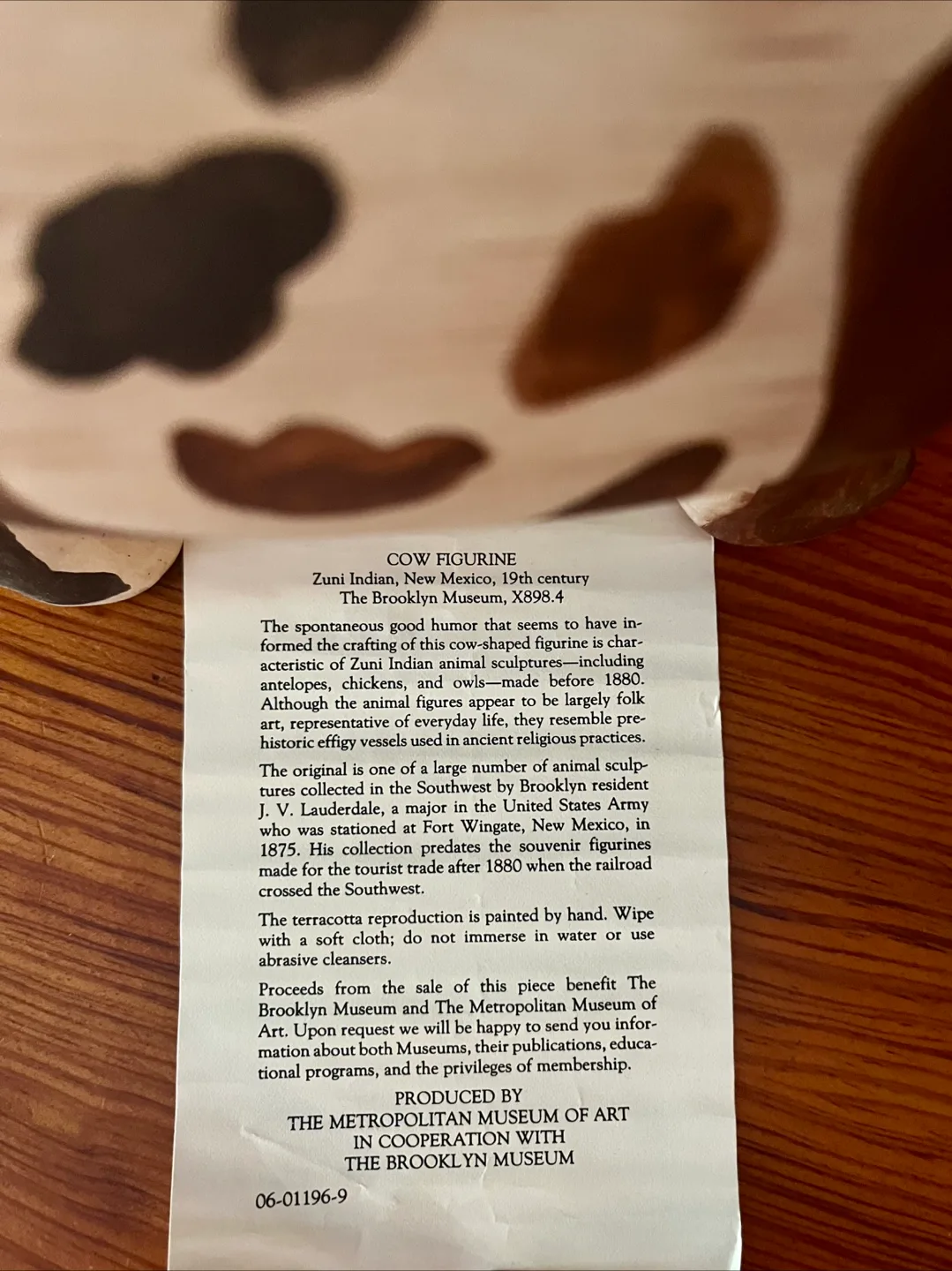 Metropolitan Museum of Art Acoma Pueblo Pottery Cow Effigy image indicator(9)