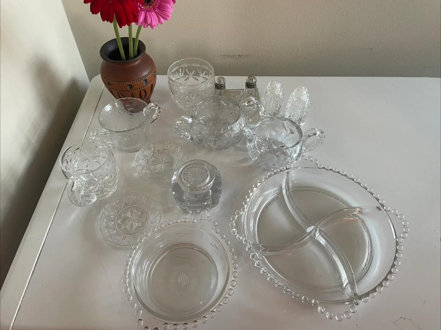 Vintage Glass Ware thumbnail