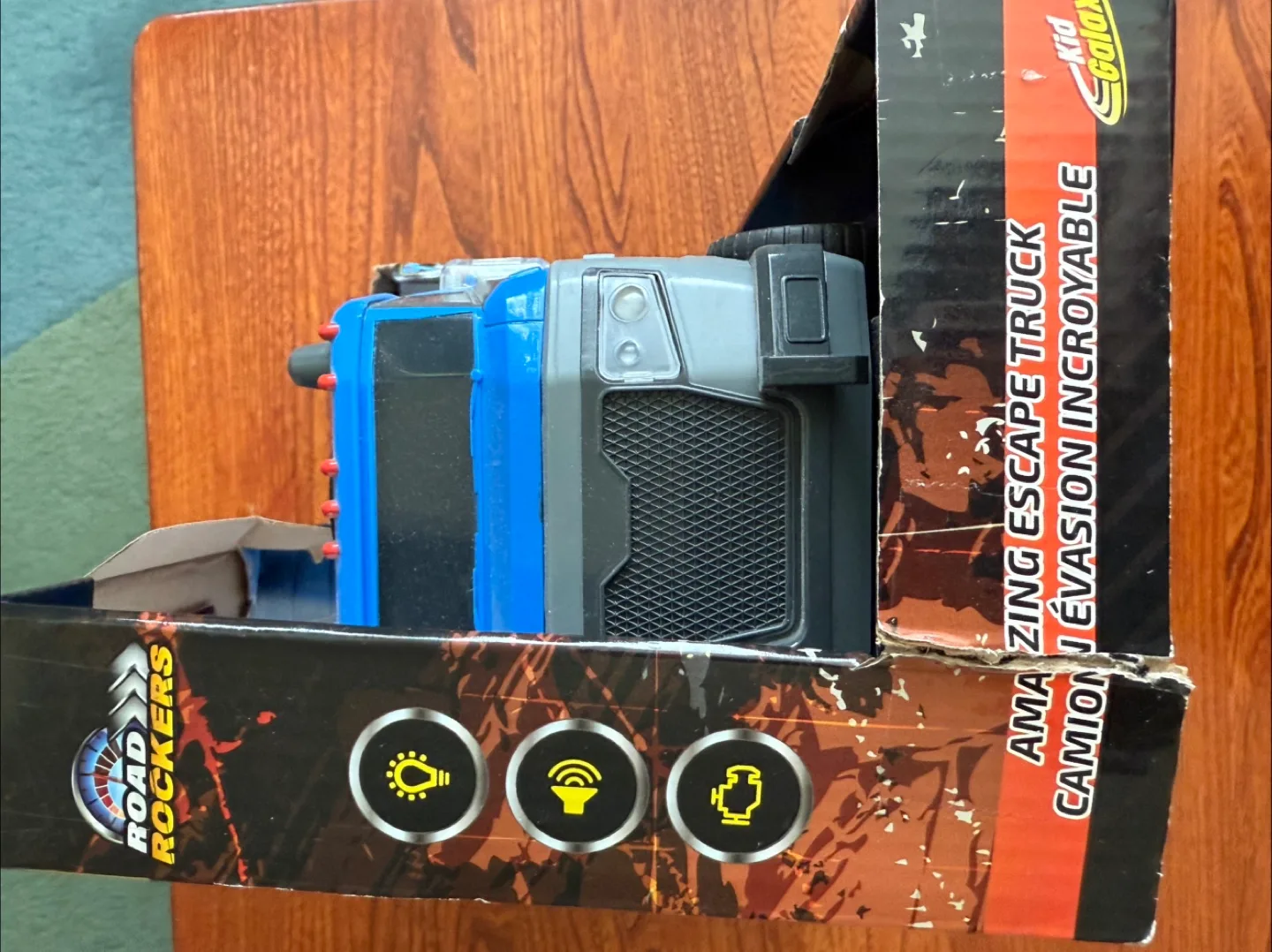 Road Rockers Amazing Escape Truck - New in Box! image indicator(4)