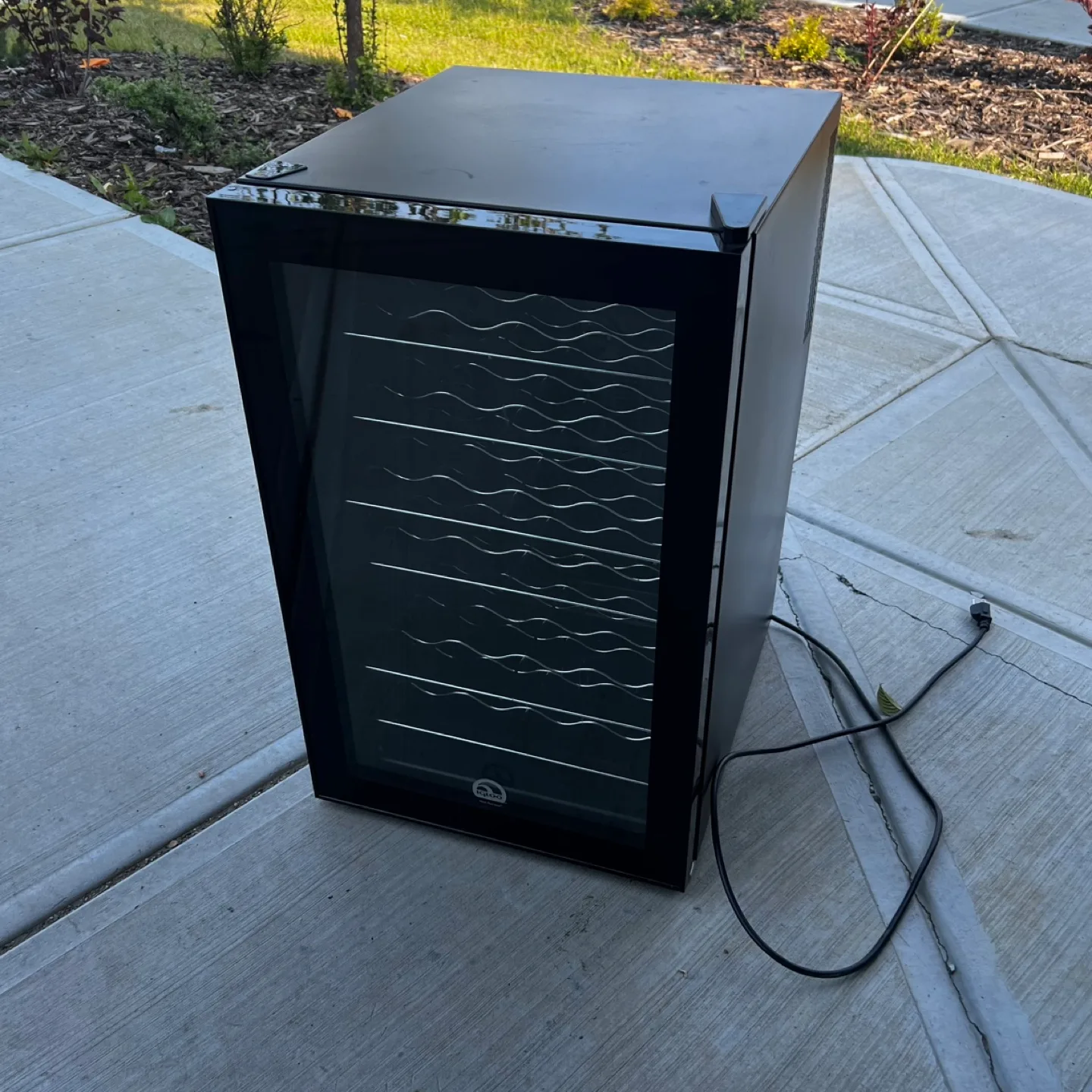 Bottle Wine Cooler thumbnail