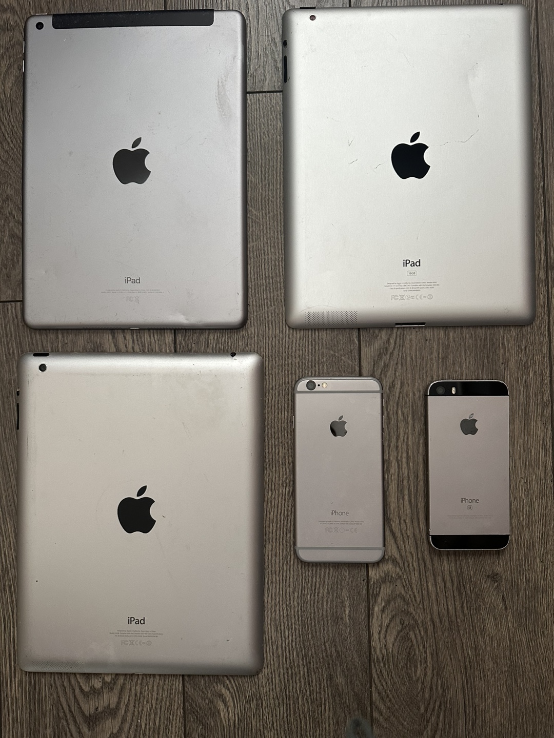 Mixed Lot of Apple iPads & iPhones - For Parts - photo 2