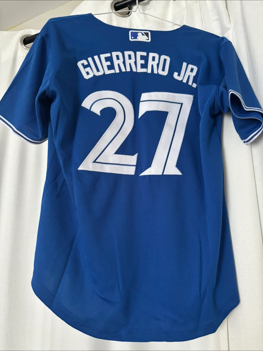 Blue Jays Guerrero Jr. #27 Jersey. Women’s medium. image indicator(2)