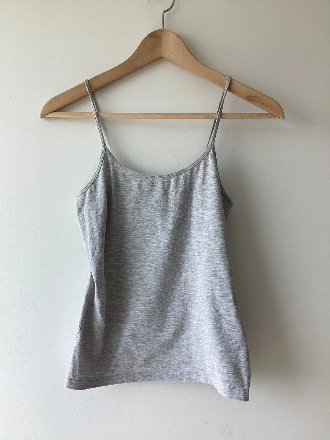 ✨Tank Top Bundle✨($5 Everything!) image indicator(2)