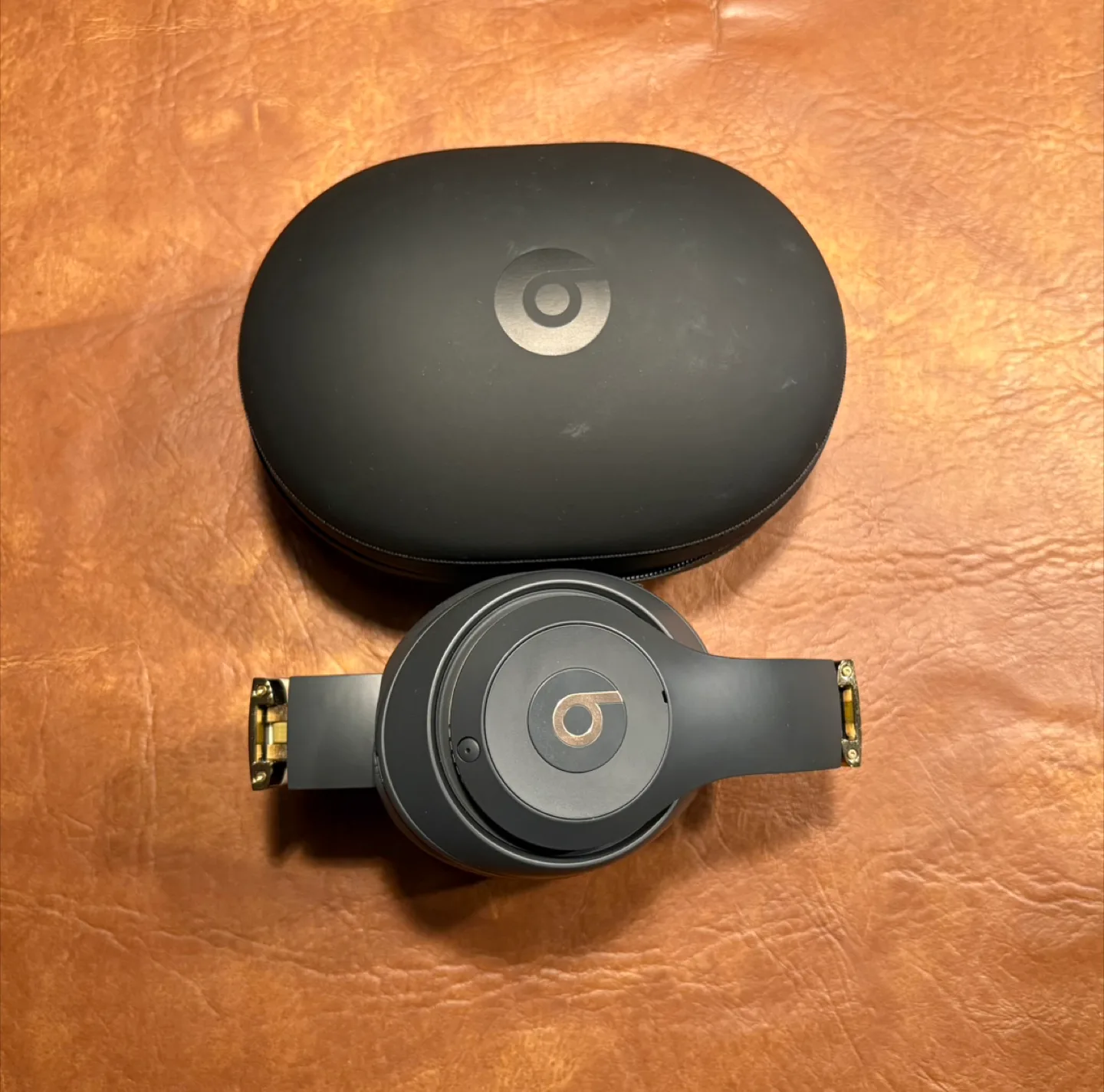 Beats Headphones thumbnail
