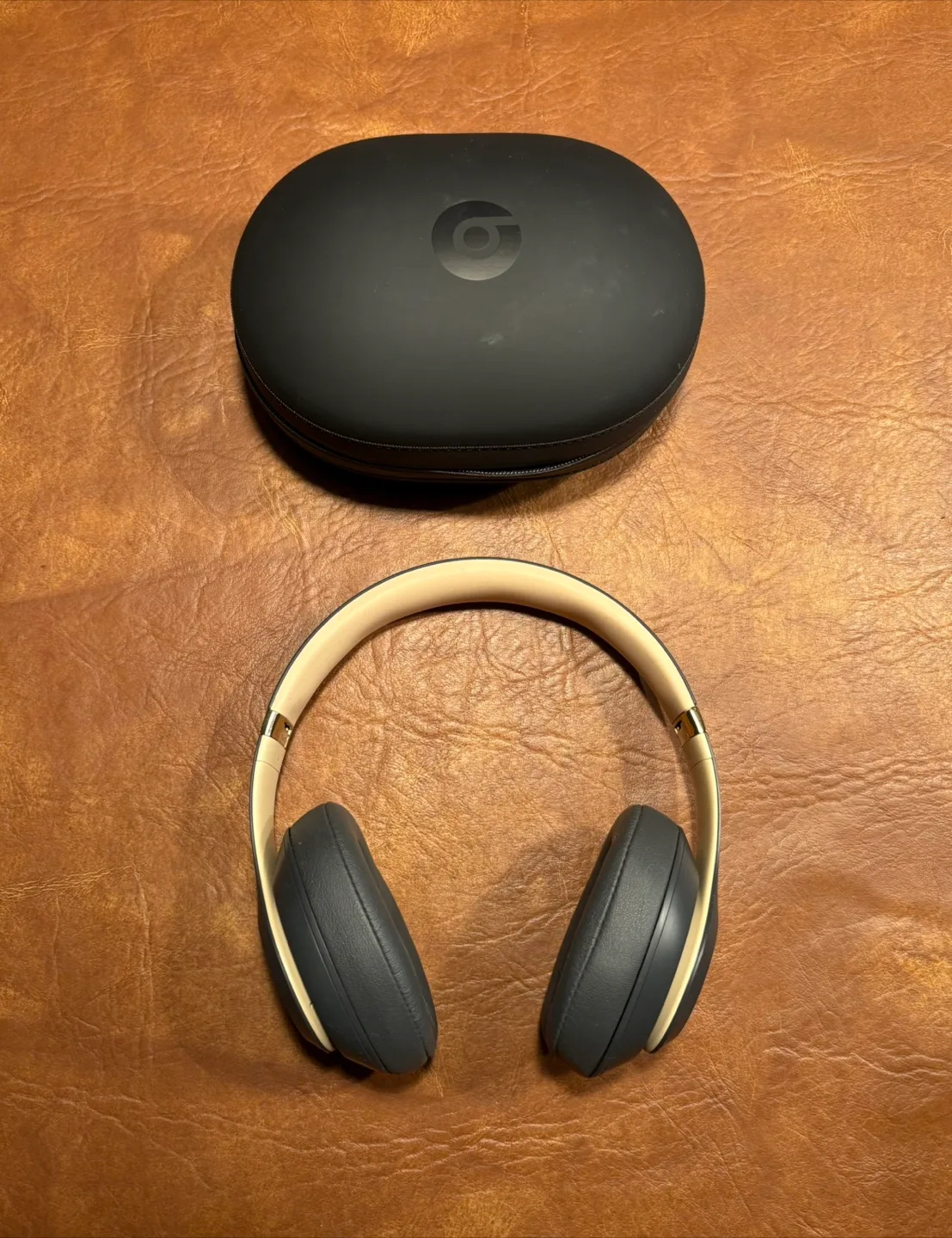 Beats Headphones image indicator(2)