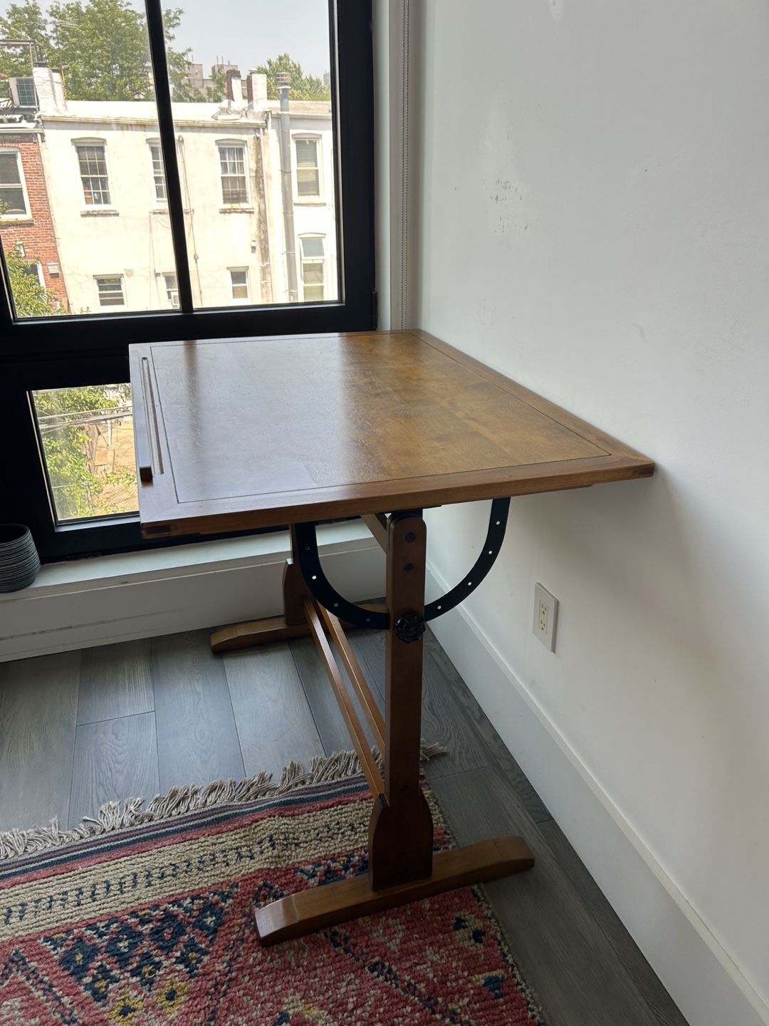 Drafting Table - photo 3