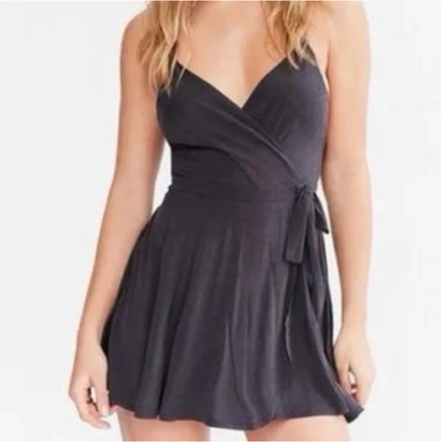 Kimchi Blue Veruca Skorted Wrap Romper Charcoal Grey sz Small image indicator(2)