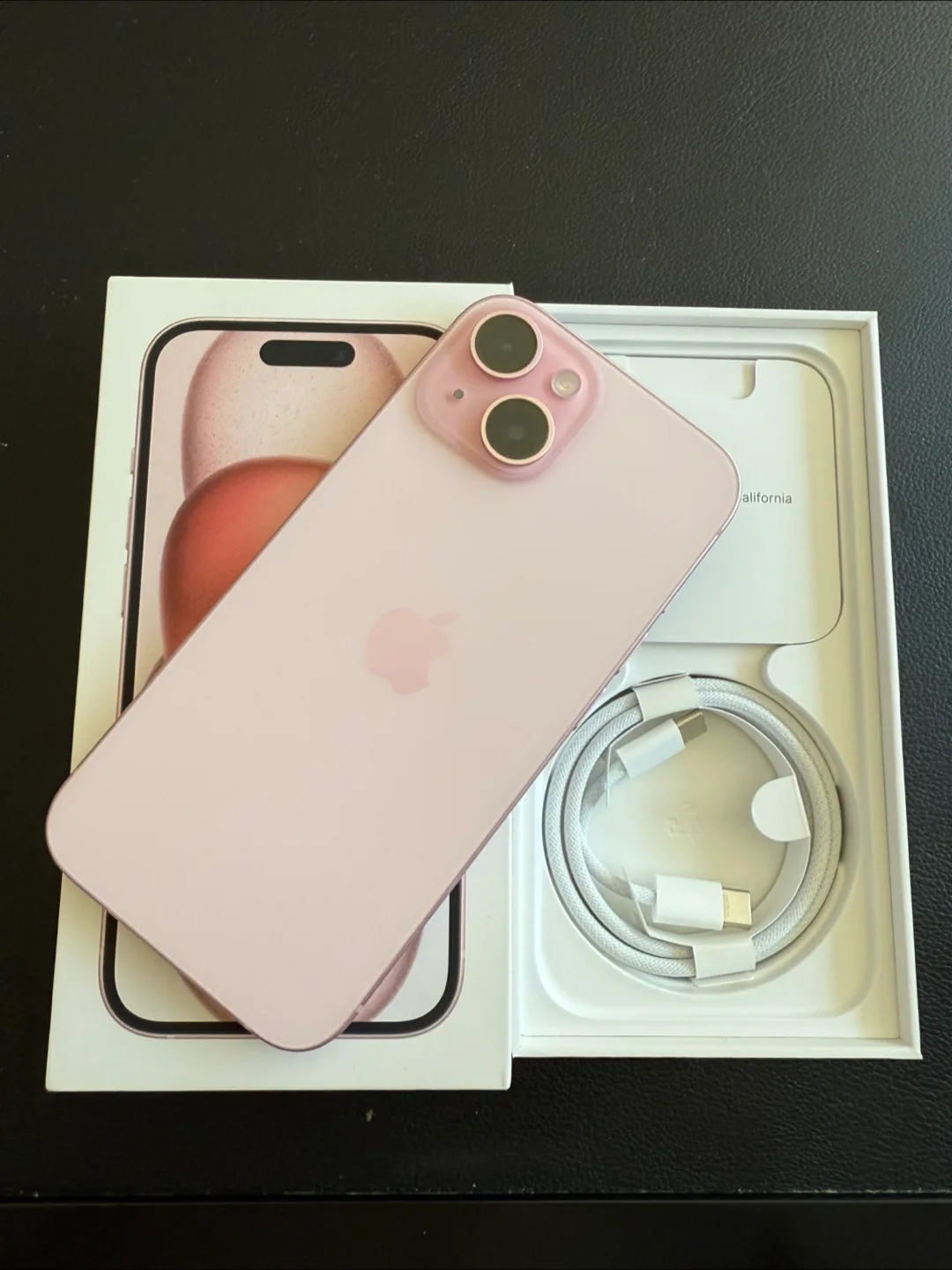iPhone 15 256GB thumbnail