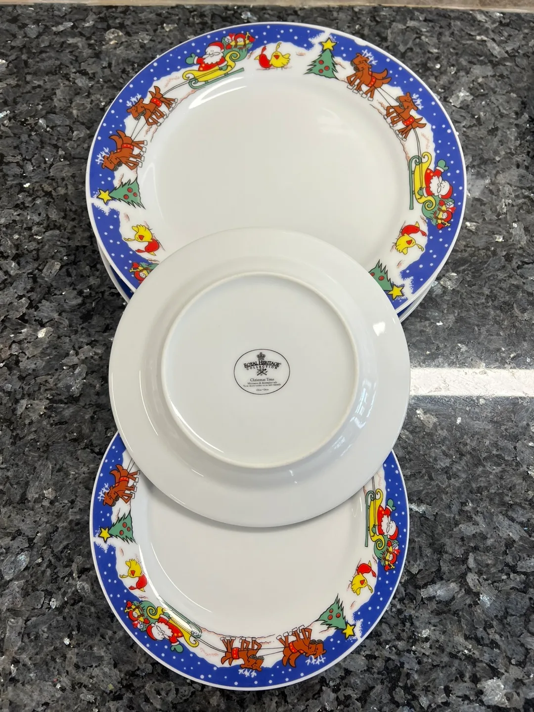 Dinner plates from Royal Heritage Collection image indicator(2)