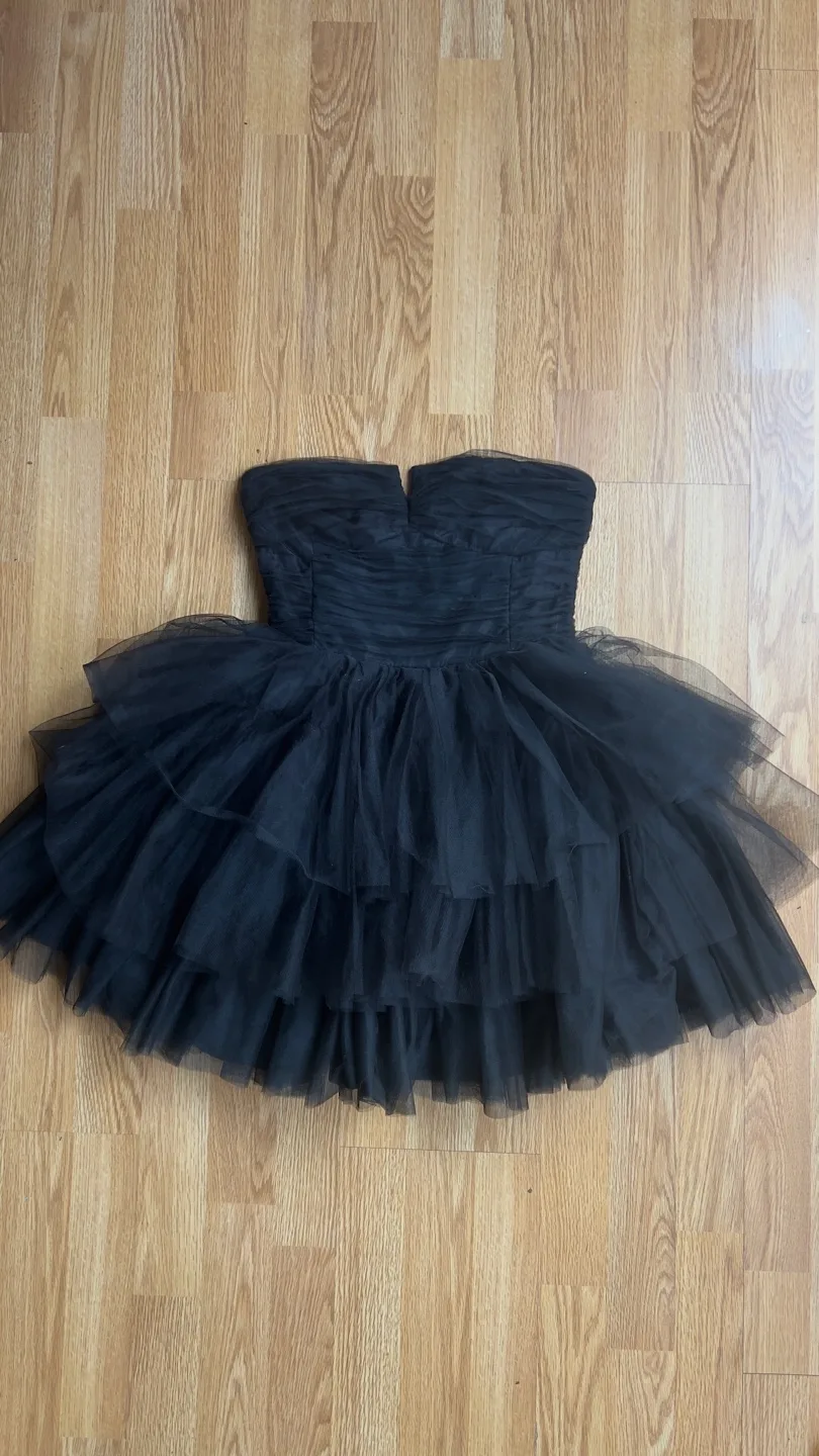 voluminous tulle dress thumbnail
