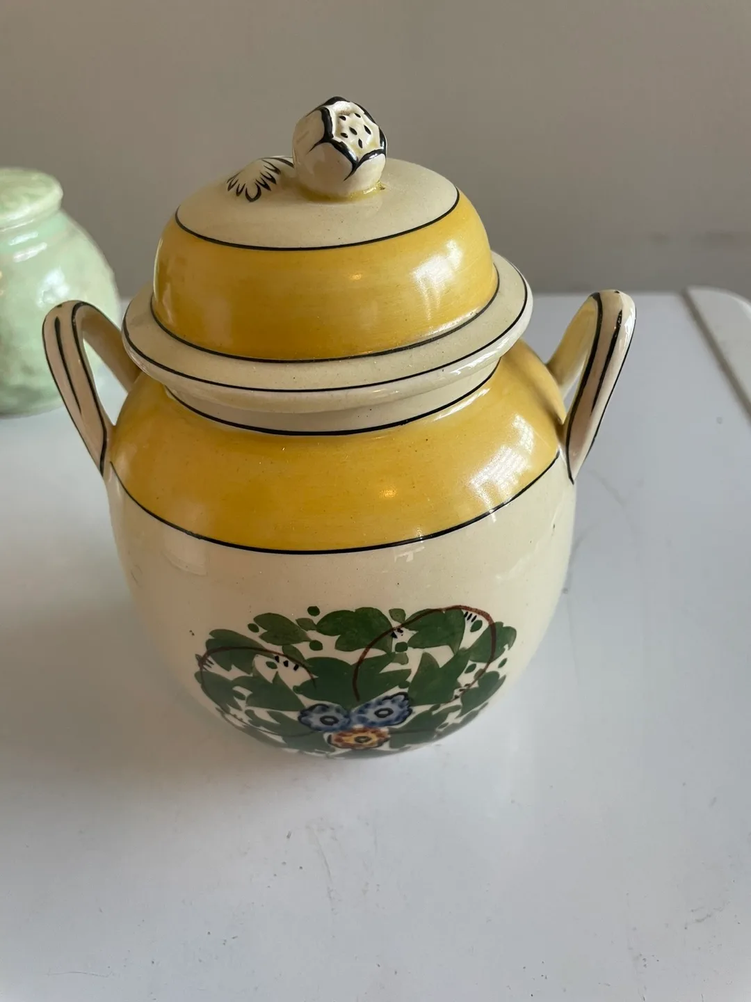 Vintage China Ceramic Tea Pot Collection image indicator(6)