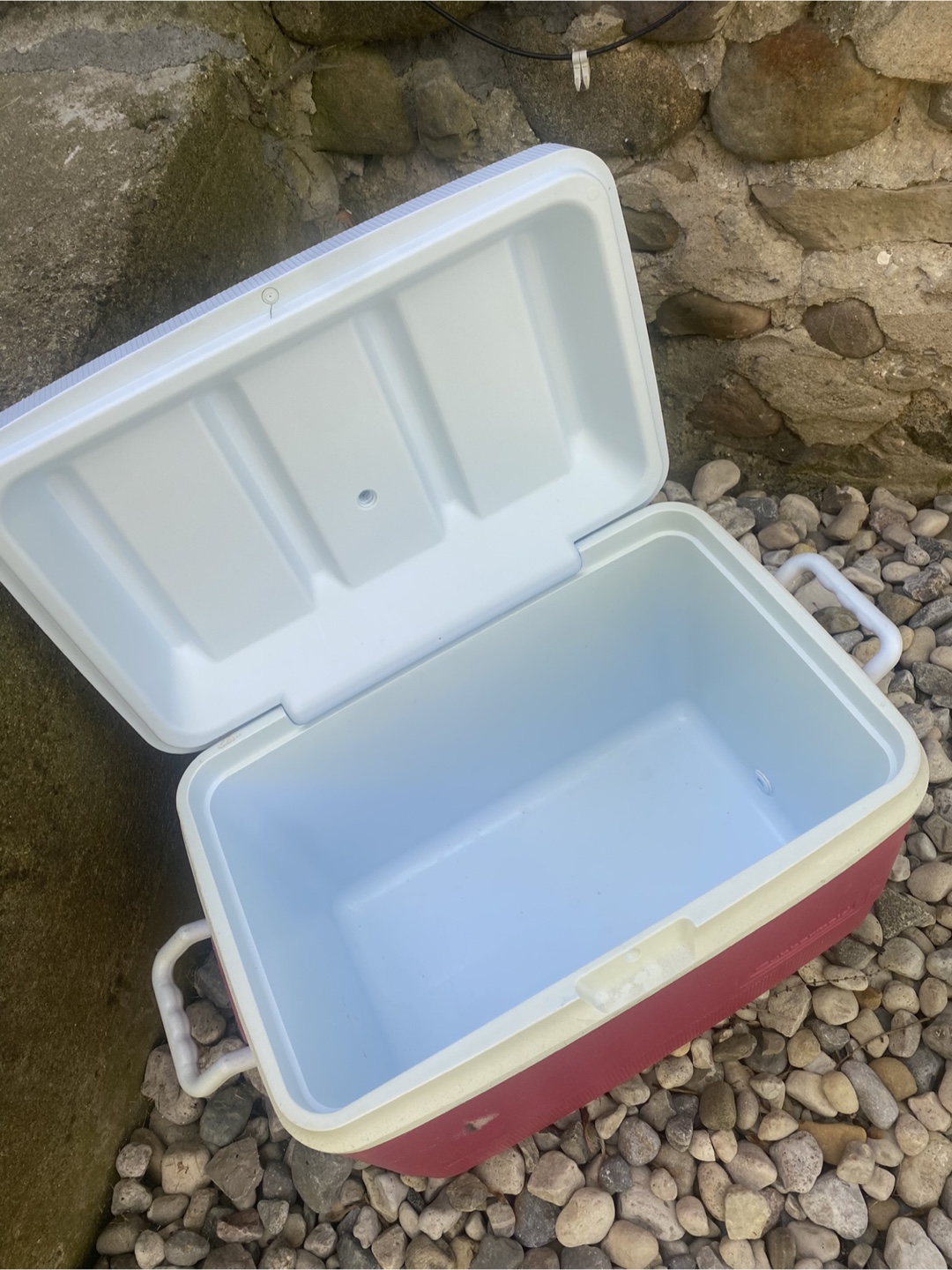 Rubbermaid Red Cooler - photo 2