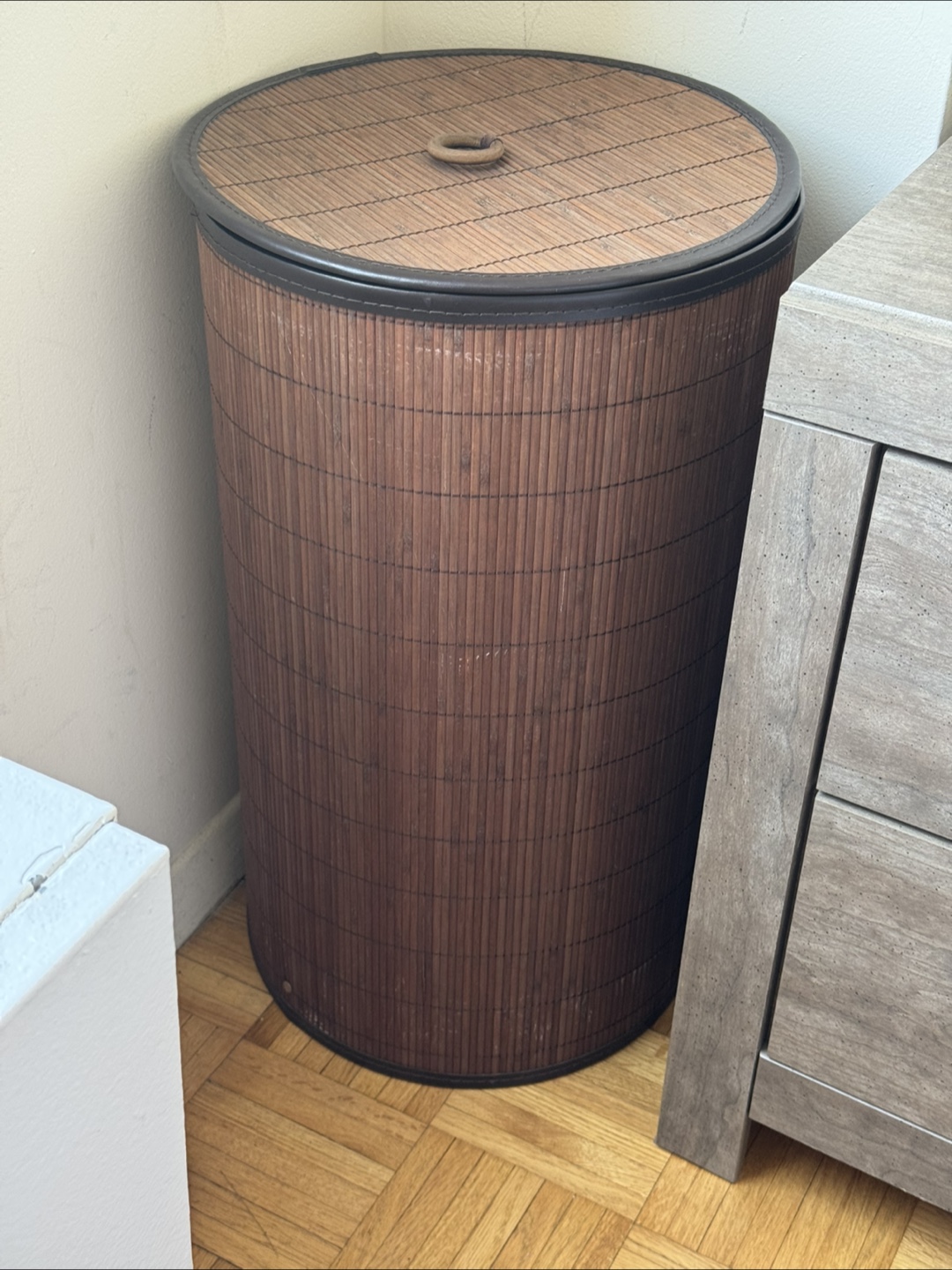 Bamboo Laundry Hamper with Lid