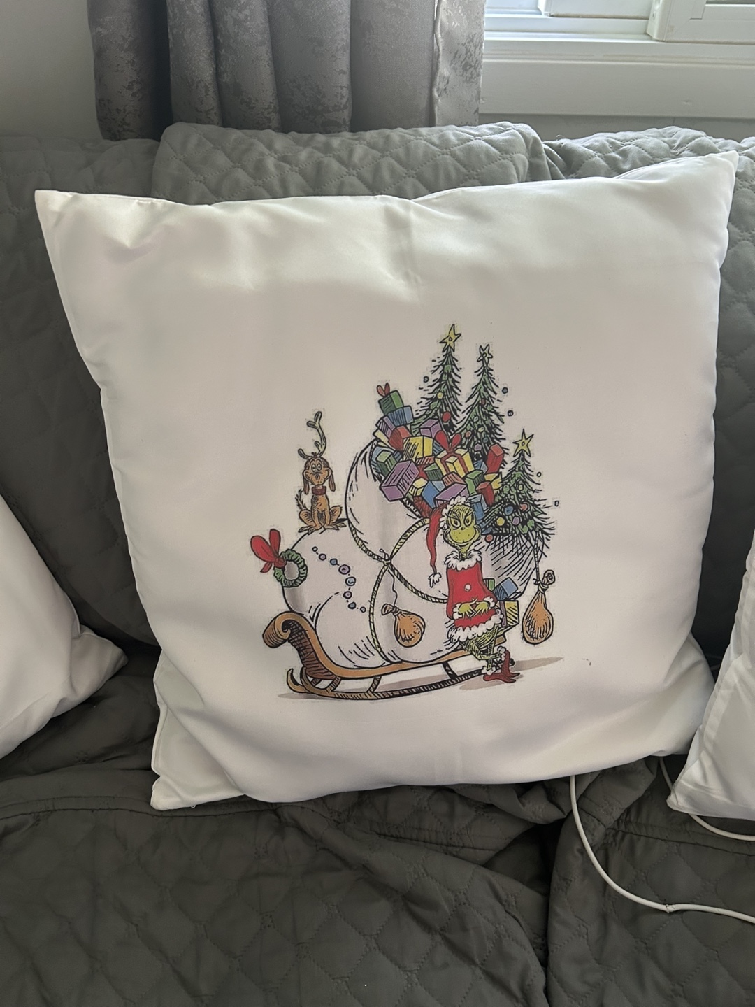 Christmas Theme Decorative Pillows - photo 3