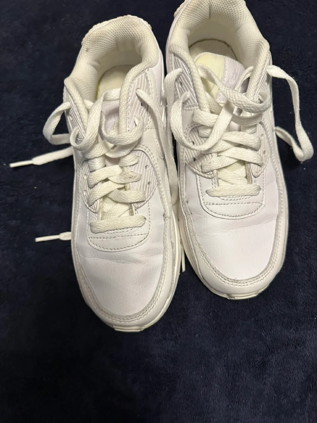 Nike Air Max 90 - Size 4.5Y thumbnail