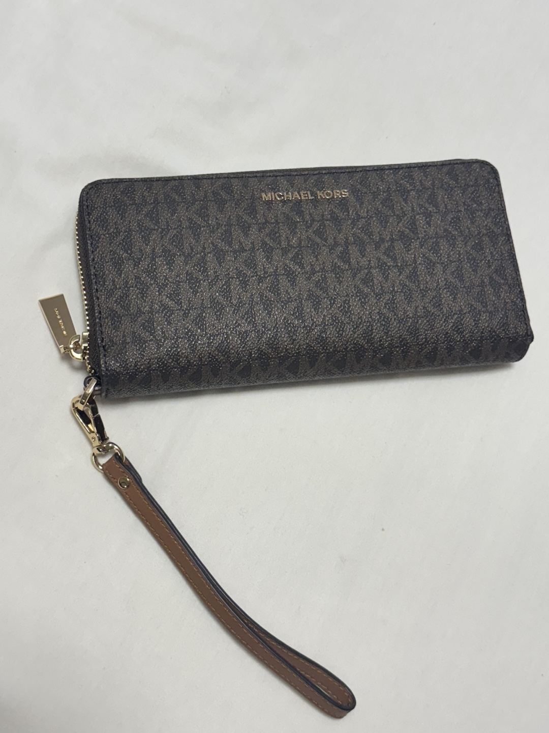 Michael Kors Wristlet