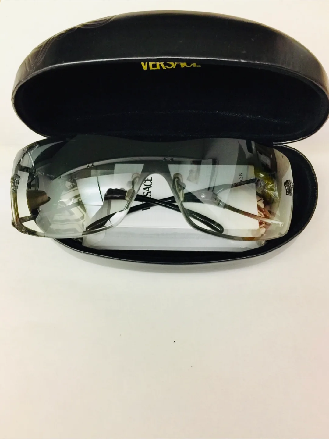 Versace Sunglasses/Serious Buyers only image indicator(3)