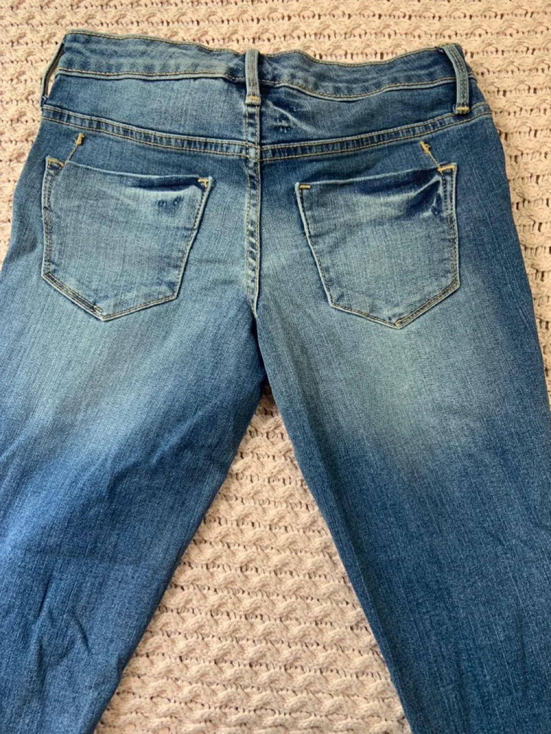 Mossimo Denim Mid-Rise Distressed Leggings - Size M image indicator(8)