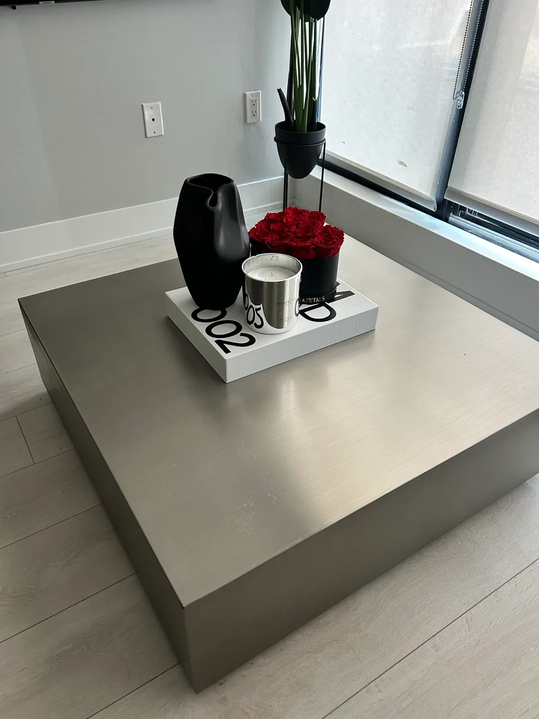 Modern Metal Coffee Table thumbnail