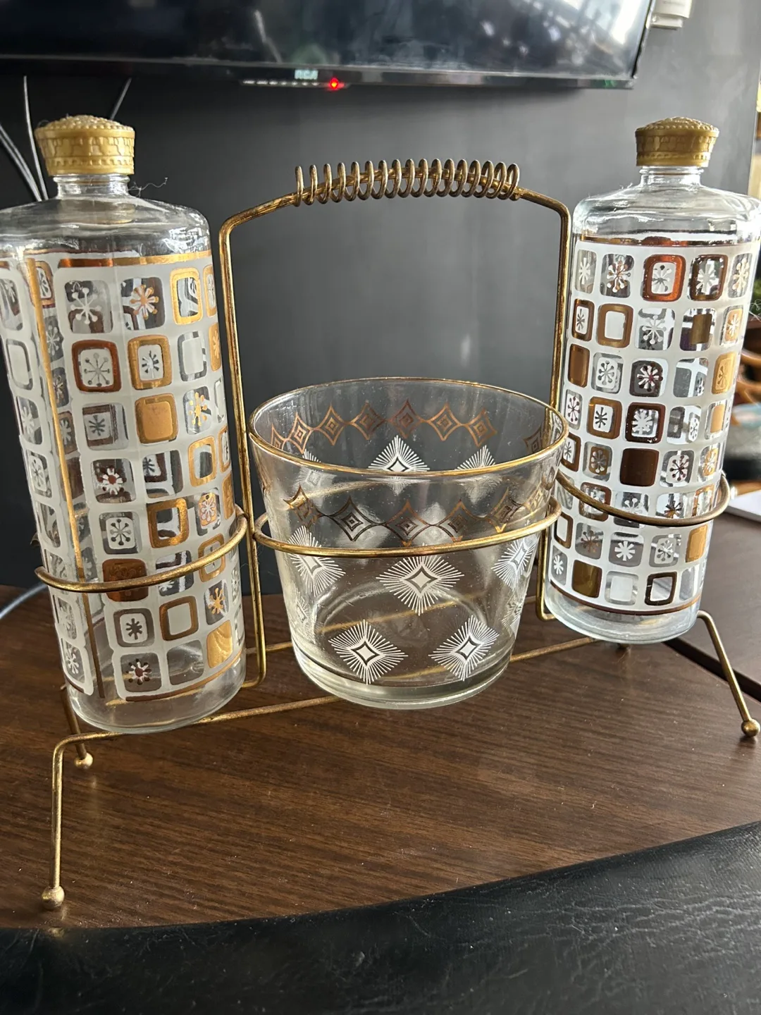 Vintage Gold Accent Liquor Decanter Set thumbnail