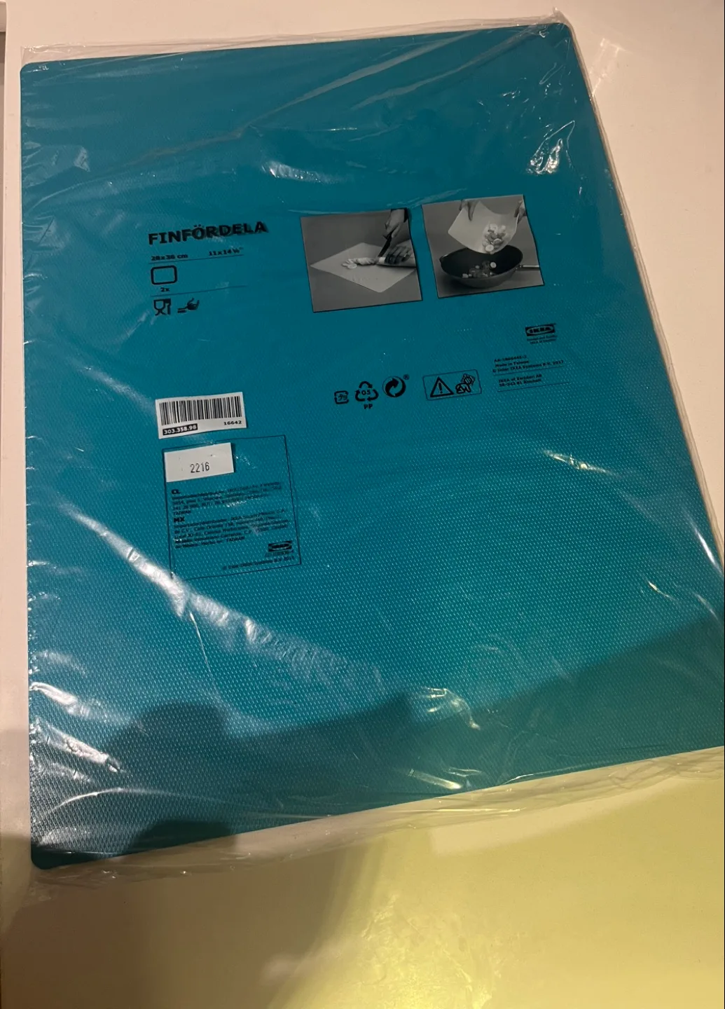 New IKEA FINFÖRDELA Cutting Board - Blue, 28x36 cm thumbnail
