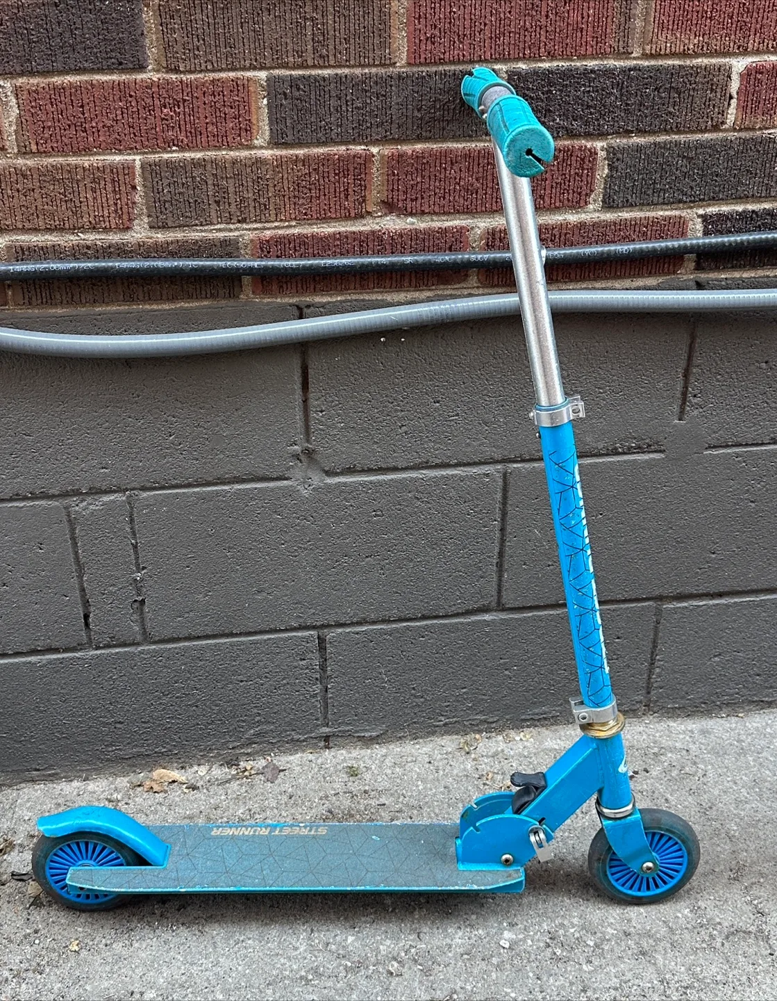 Street Runner Scooter - Blue thumbnail
