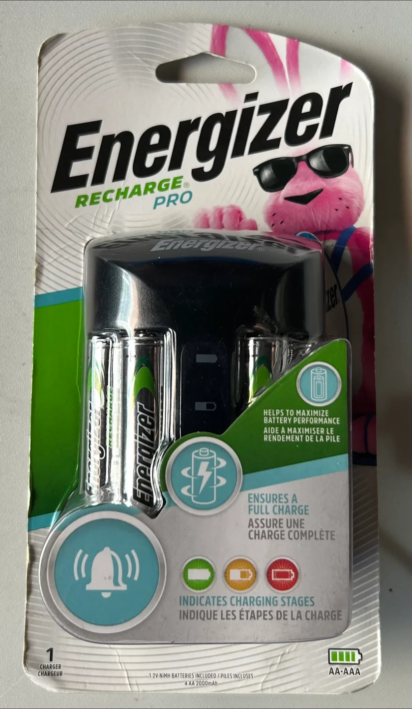 Energizer Recharge Pro Battery Charger AA/AAA thumbnail