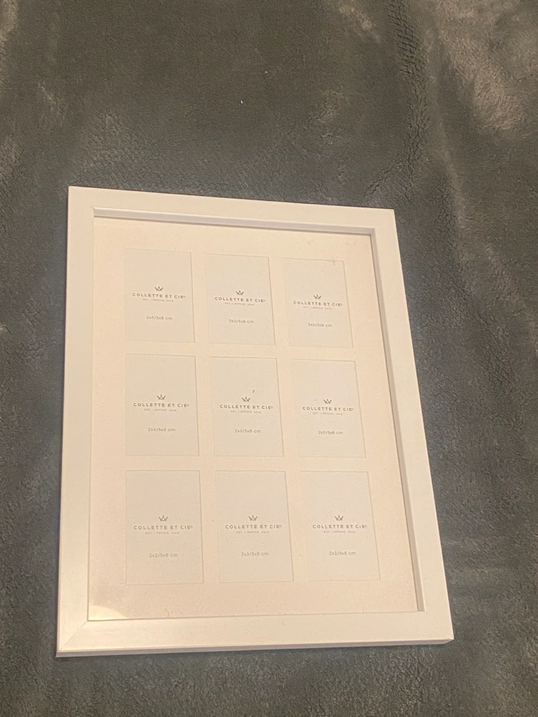 White Picture Frame for Polaroid Pictures thumbnail