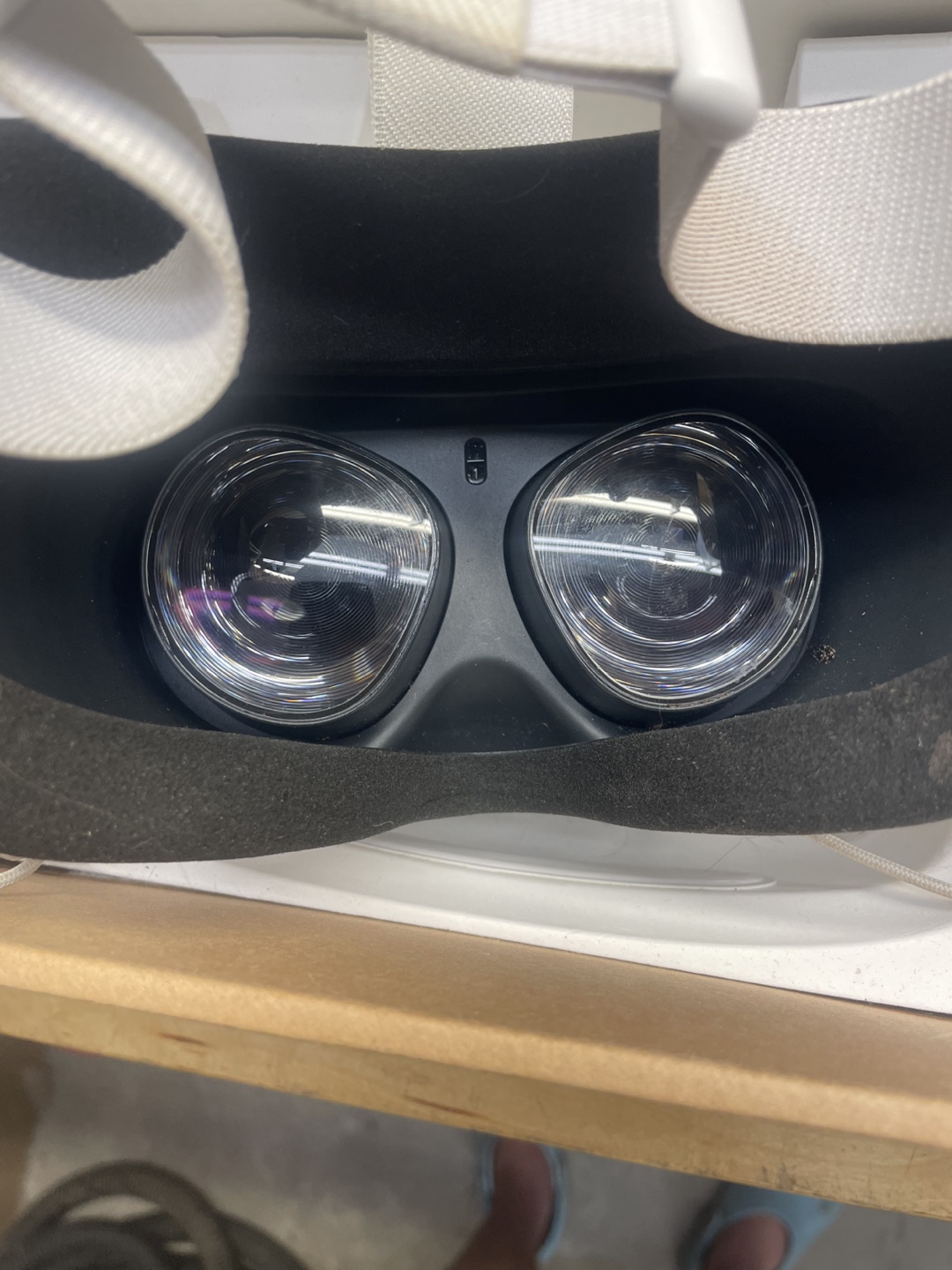 Meta Quest 2 VR Headset - Like New! - photo 4