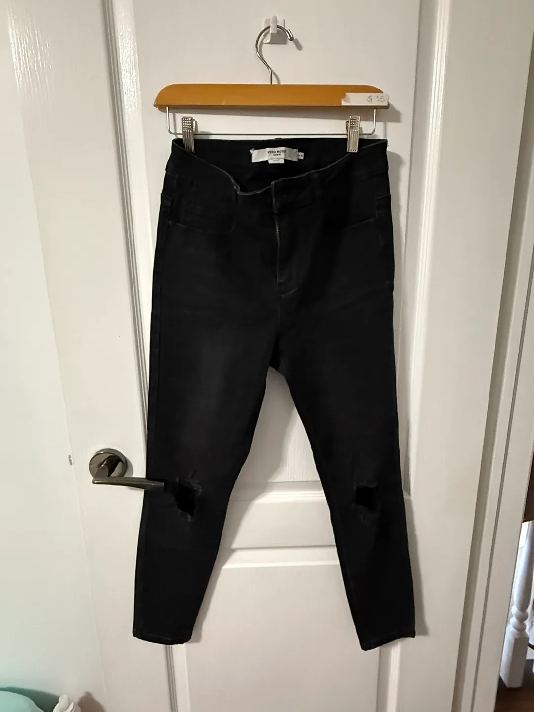 Vero Moda Black Denim Jeans - Size 28/30 thumbnail