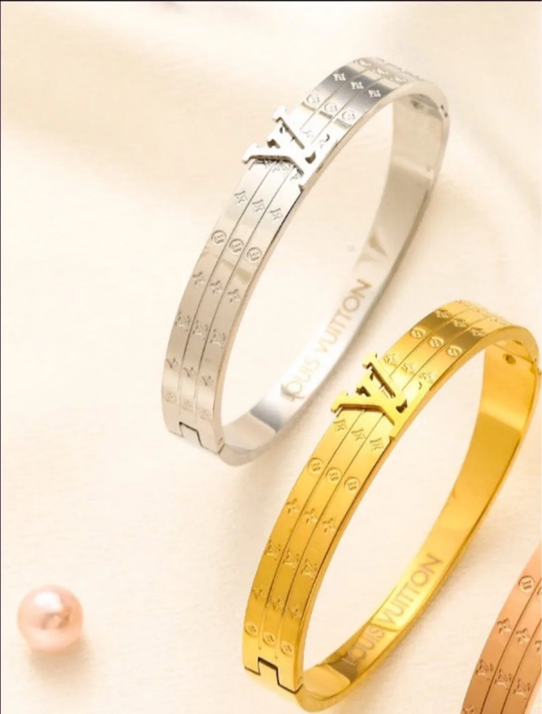 Louis Vuitton Bangle Bracelet gold and silver thumbnail