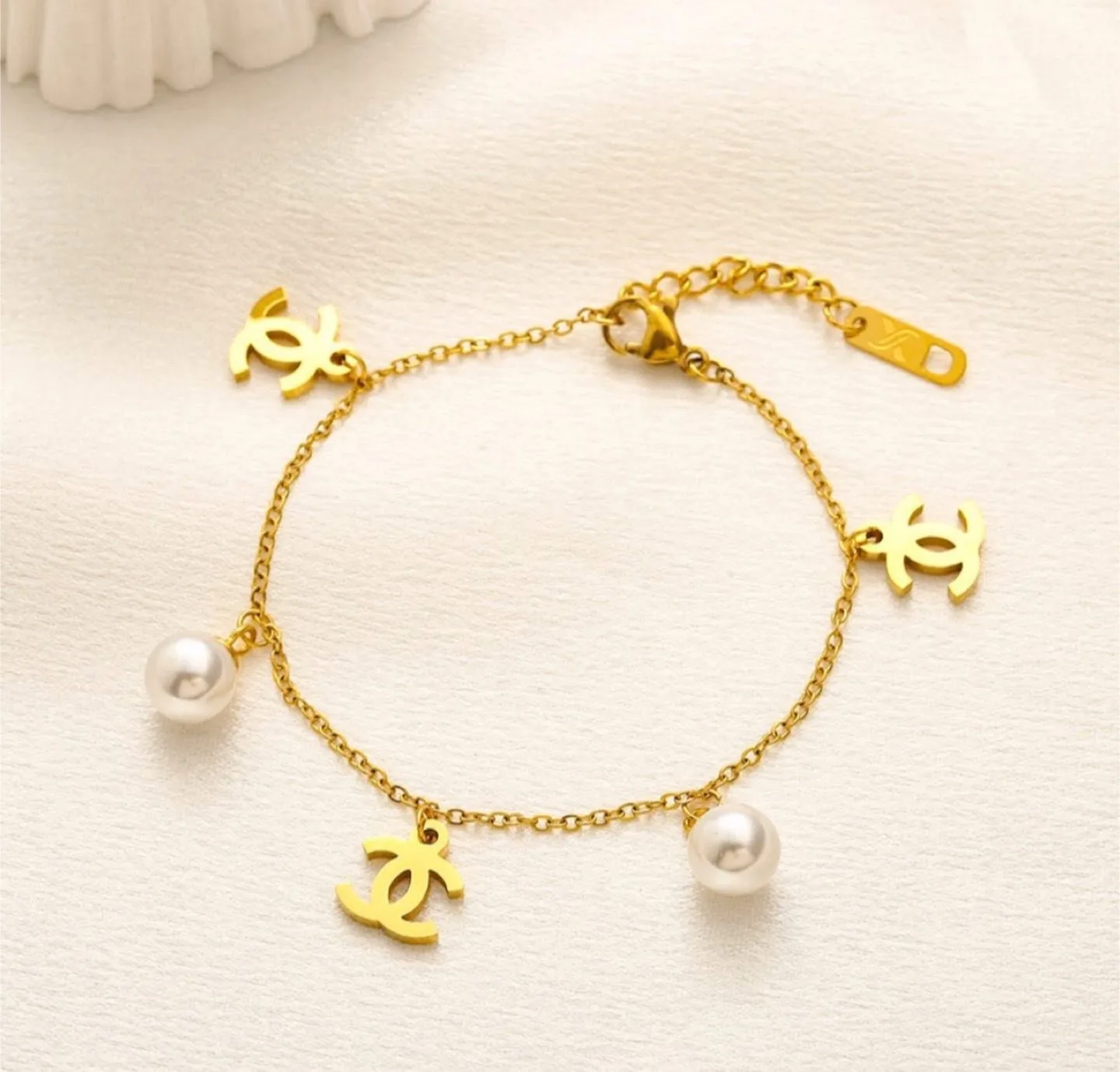 Chanel Gold Charm Bracelet with Pearls thumbnail