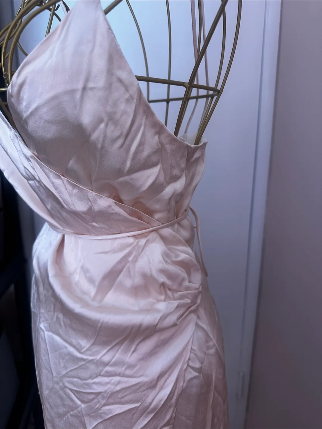 🇨🇦Silky slip lingerie  - Size M image indicator(3)