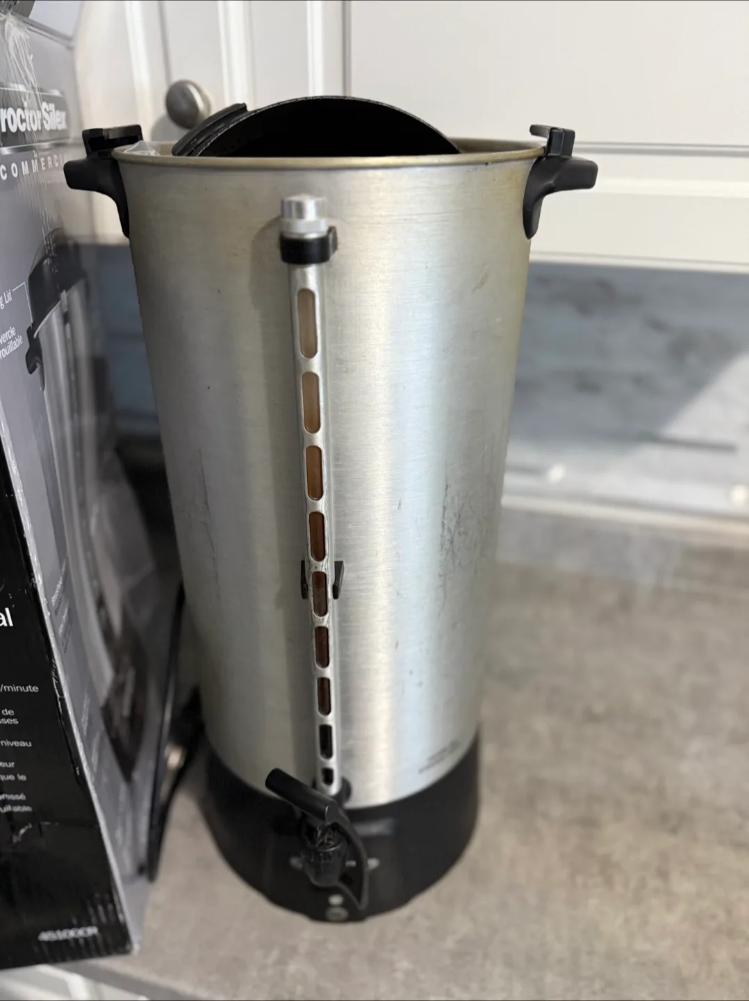 Commercial 100 Cup Coffee Urn, Stainless Steel image indicator(2)
