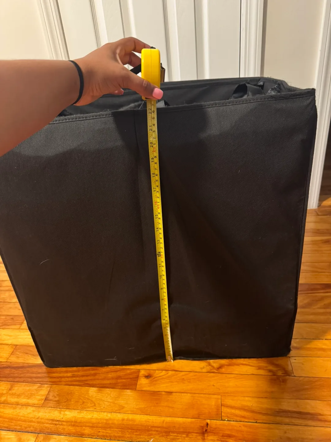 Black Laundry Hamper with Mesh Bags image indicator(2)