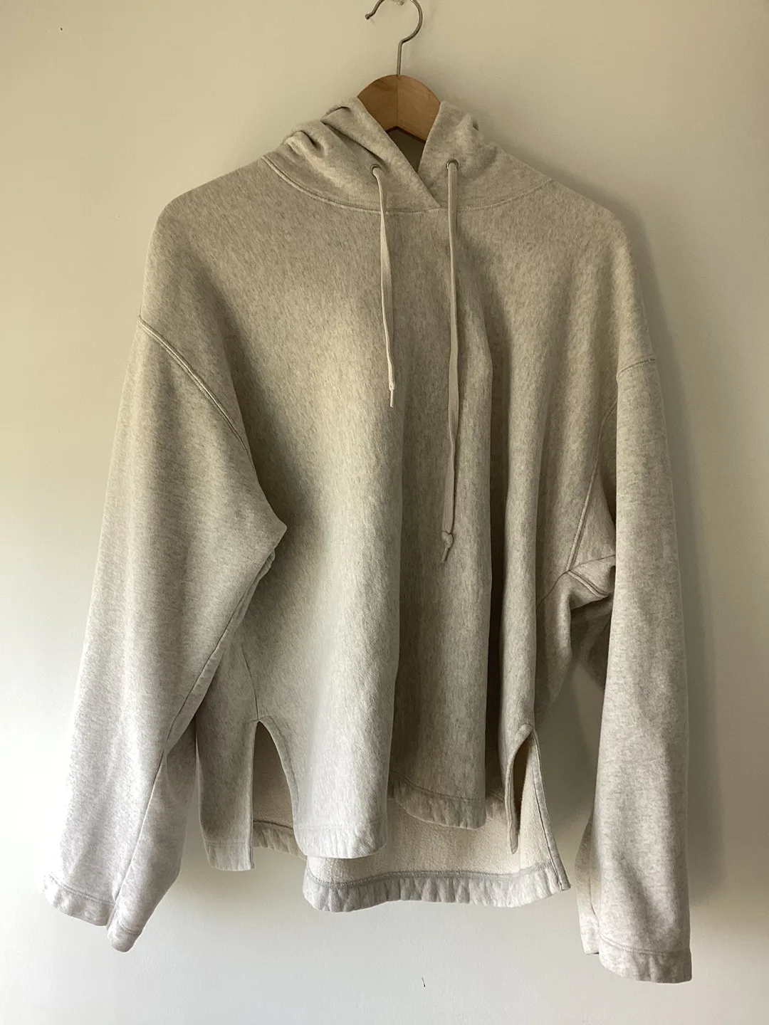 Uniqlo Cozy Hoodie - Size M thumbnail