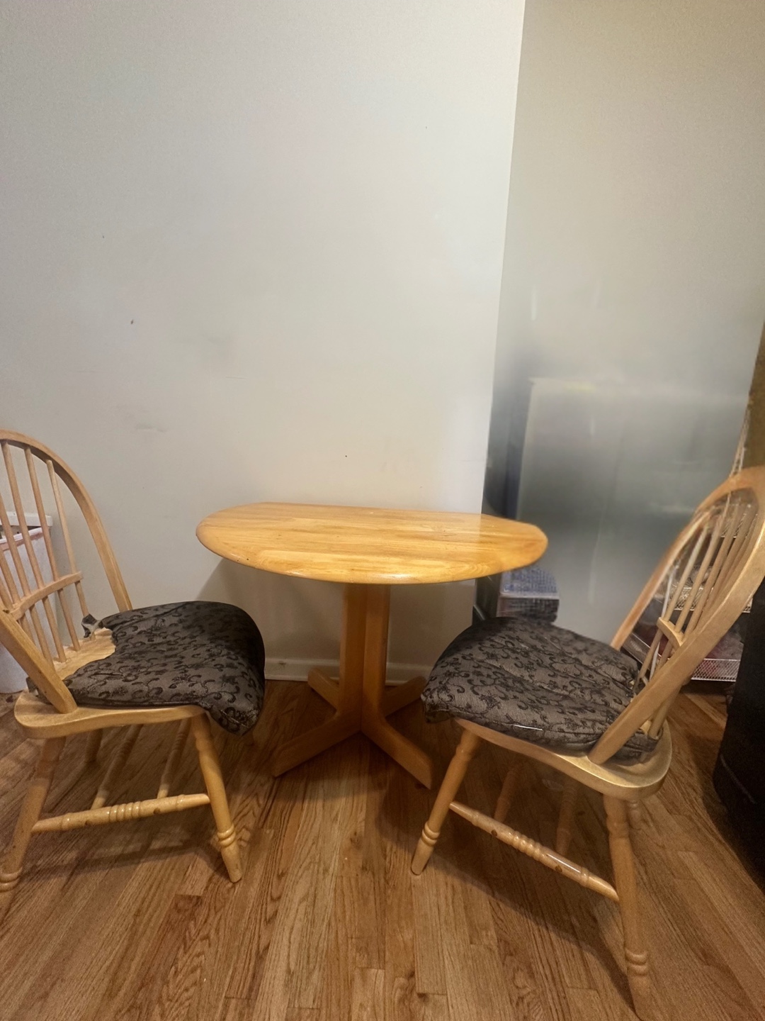 Space-Saving Adjustable Round Dining Table + 4 Chairs 🪑 - photo 2