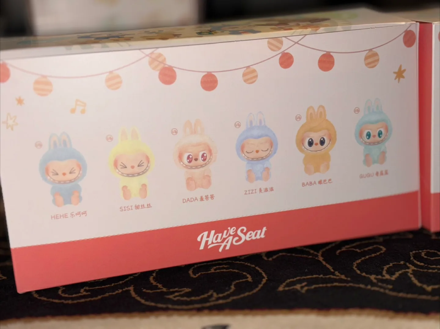 Pop Mart Have A Seat The Monsters Blind Box image indicator(6)