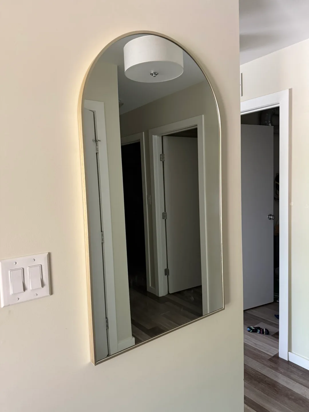Arched Wall Mirror thumbnail