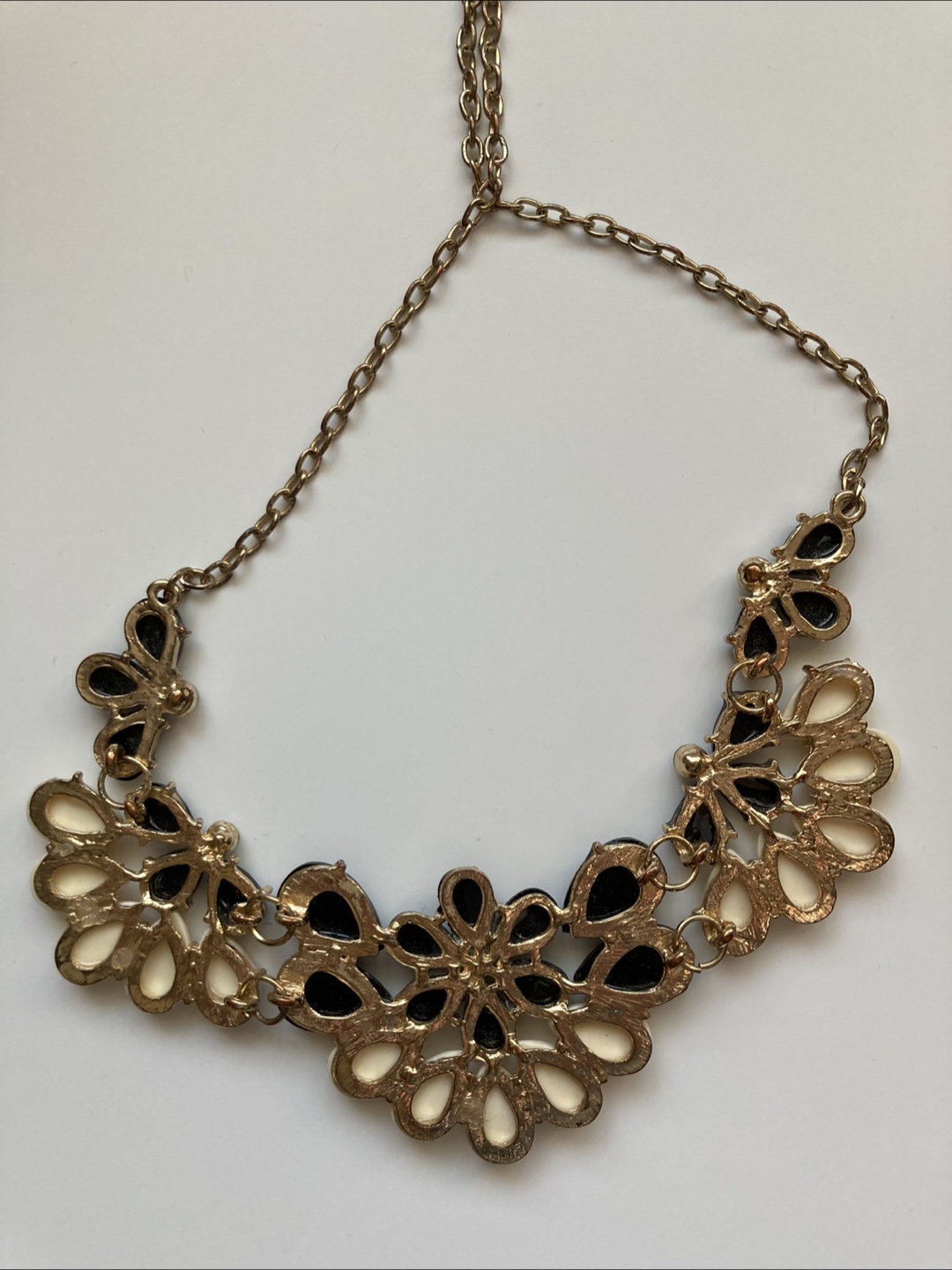 Black & Cream Floral Statement Necklace - photo 2